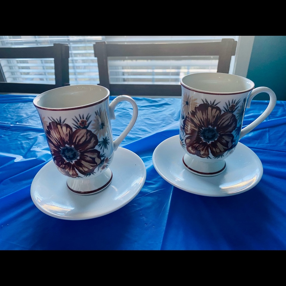 Flower mugs